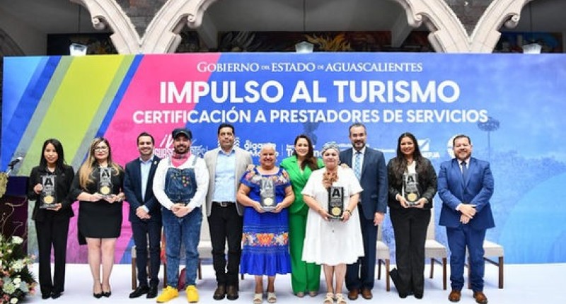 TERE JIMÉNEZ IMPULSA LA PROFESIONALIZACIÓN DEL TURISMO PARA MEJORAR LA ATENCIÓN A VISITANTES DE AGS