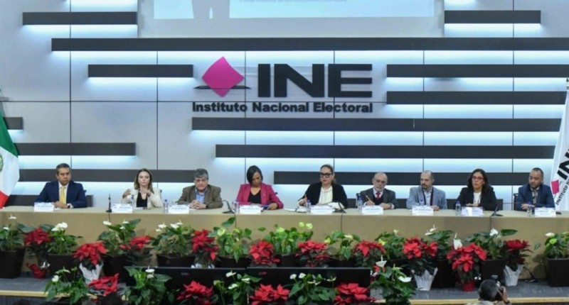 DESPIDEN EN EL INE A LOS CONSEJEROS JAIME RIVERA, DANIA RAVEL Y CLAUDIA ZAVALA