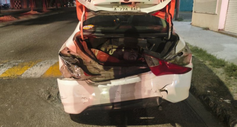 SE REGISTRÓ CHOQUE POR ALCANCE EN AVENIDA GABRIELA MISTRAL, EN AGS