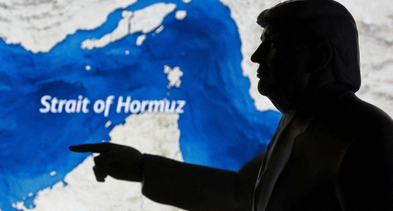 REINO UNIDO SE DESMARCA DEL BLOQUEO A ORMUZ, FRANCIA IMPULSA MISIÓN PACÍFICA Y CHINA EXIGE LIBRE PASO
