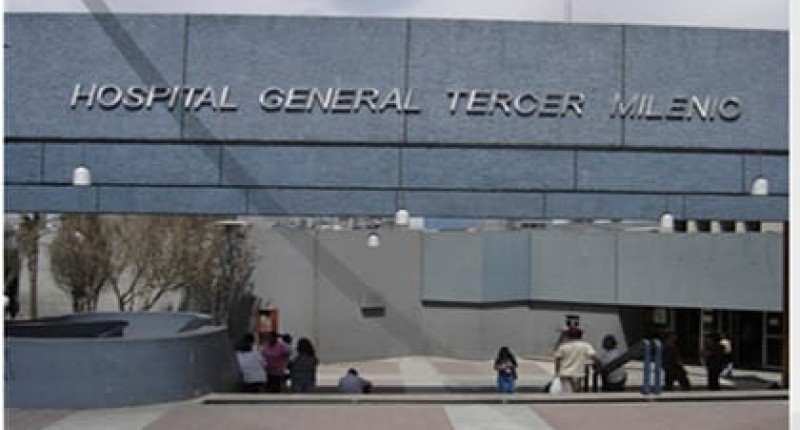 MUEREN DOS PERSONAS SIMULTÁNEAMENTE A LAS AFUERAS DEL HOSPITAL TERCER MILENIO EN AGUASCALIENTES