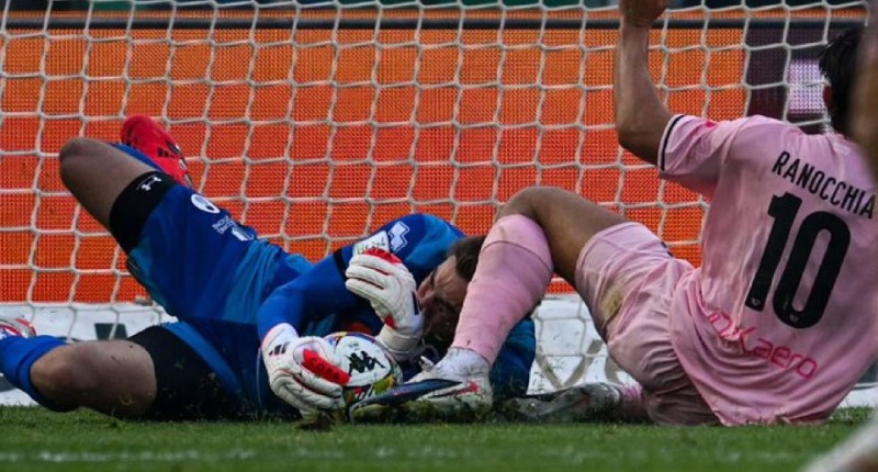 PORTERO ESTADOUNIDENSE JONATHAN KLINSMANN SUFRE FRACTURA DE CUELLO Y DICE ADIÓS AL MUNDIAL