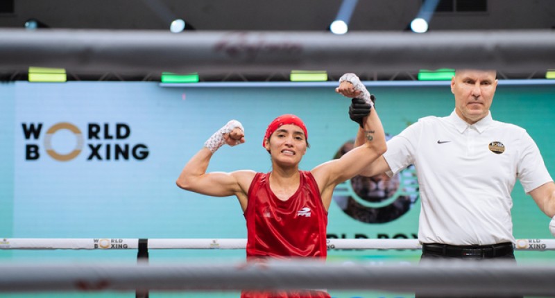 MEXICANA FÁTIMA HERRERA SE LLEVA MEDALLA DE PLATA EN MUNDIAL DE BOXEO EN BRASIL