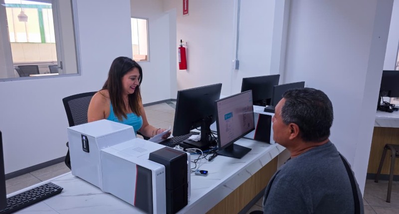 EL TRÁMITE DE LICENCIAS DE CONDUCIR YA SE REALIZA EN EL CENTRO DE ATENCIÓN VEHICULAR DE PLAZA VESTIR, EN AGS