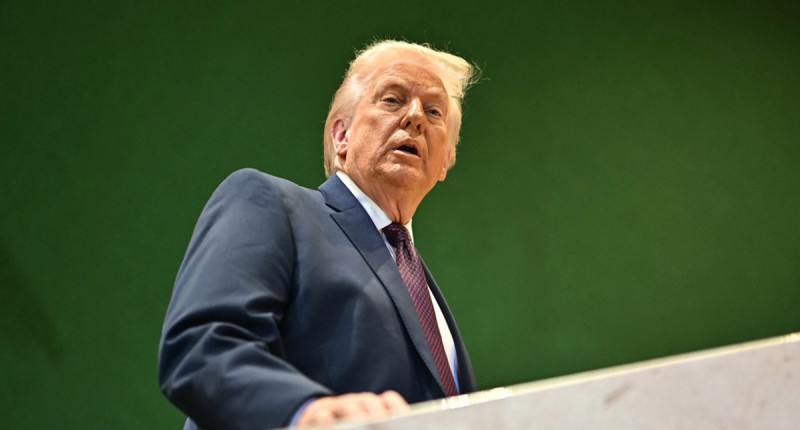 TRUMP ESTALLA CONTRA SHEINBAUM: 'LOS CÁRTELES GOBIERNAN MÉXICO'