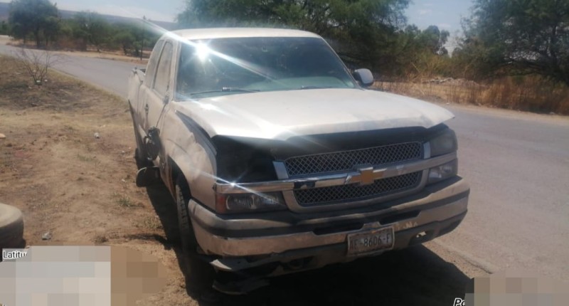 SE REGISTRÓ VOLCADURA EN LA CARRETERA ESTATAL 97, EN JESUS MARÍA,  AGS, NO HA PERSONAS LESIONADAS