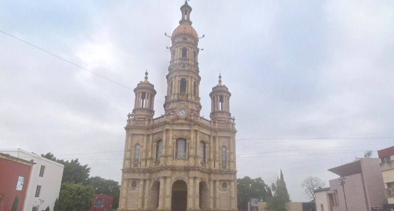VUELVE A ILUMINARSE EL TEMPLO DE SAN ANTONIO