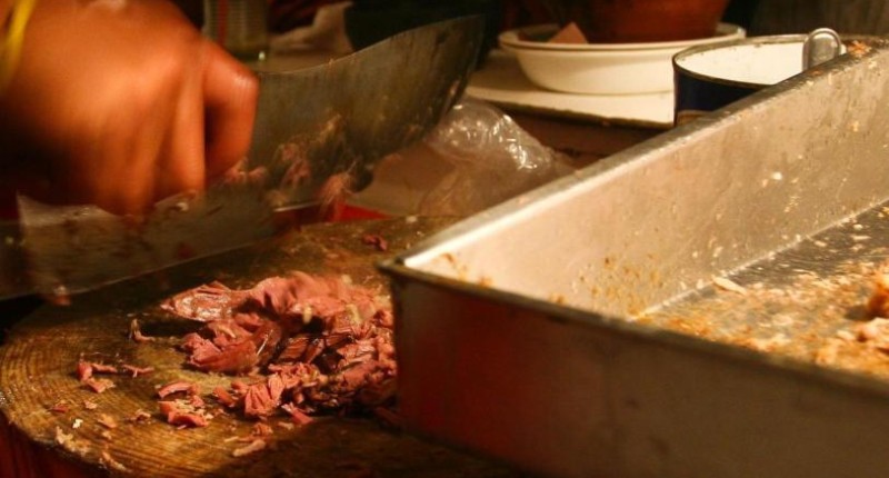 11 INTOXICADOS EN AGUASCALIENTES POR COMER BIRRIA