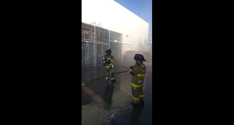 SE INCENDIARON TARIMAS DE MADERA AL INTERIOR DE UNA EMPRESA UBICADA EN EL MUNICIPIO DE JESÚS MARÍA