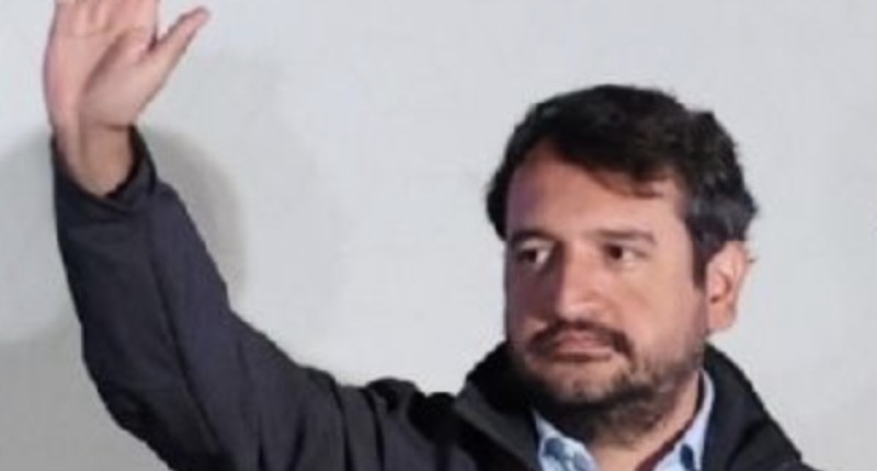 ANDRÉS LÓPEZ BELTRÁN ACUSA AL GOBIERNO DE EU DE CANALLAS E HIPÓCRITAS EN UNA CARTA QUE APARECE EN SU CUENTA DE INSTAGRAM TRAS DE QUE ANUNCIÓ LE QUITARON LA VISA 