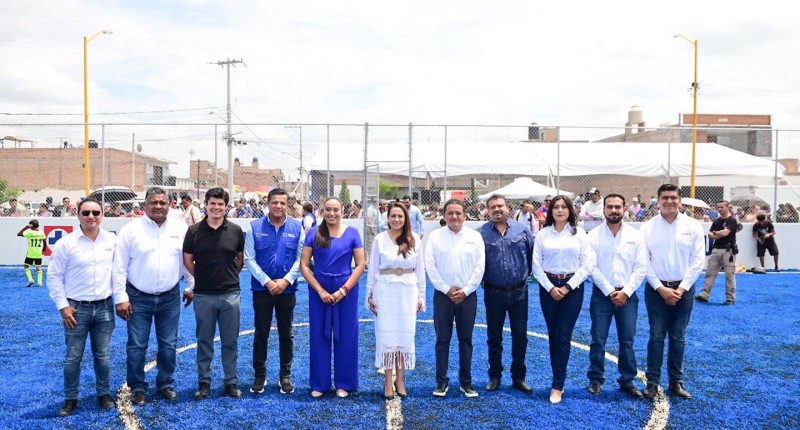 MÁS ESPACIOS PARA EL DEPORTE: TERE JIMÉNEZ ENCABEZA LA INAUGURACIÓN DE CANCHA DE FUTBOL EN PABELLÓN DE ARTEAGA,  AGS