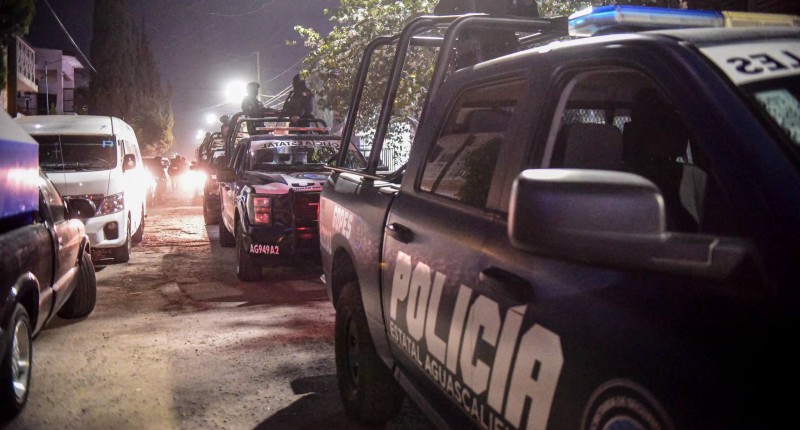 CAPTURAN A TRES HOMBRES ARMADOS EN PABELLÓN DE ARTEAGA TRAS INVESTIGACIÓN DE UN HOMICIDIO