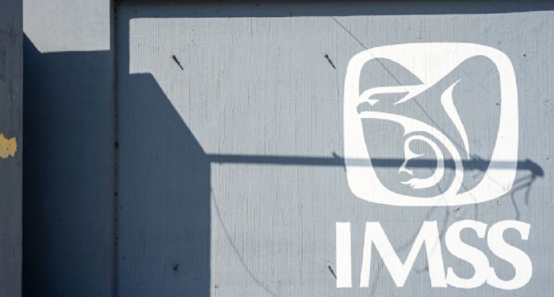 REMUEVEN A DIRECTIVOS DE HOSPITAL DEL IMSS EN JALISCO TRAS MUERTE DE TRES BEBÉS