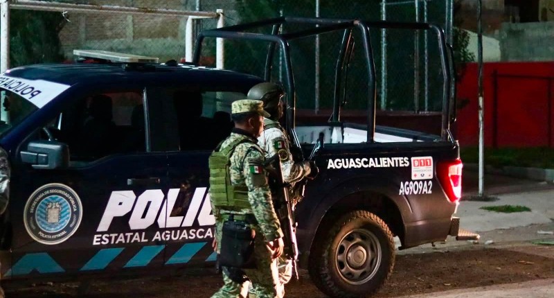 CAEN TRES SUJETOS POR ROBO A JOYERÍA EN RINCÓN DE ROMOS; RECUPERAN PARTE DEL BOTÍN