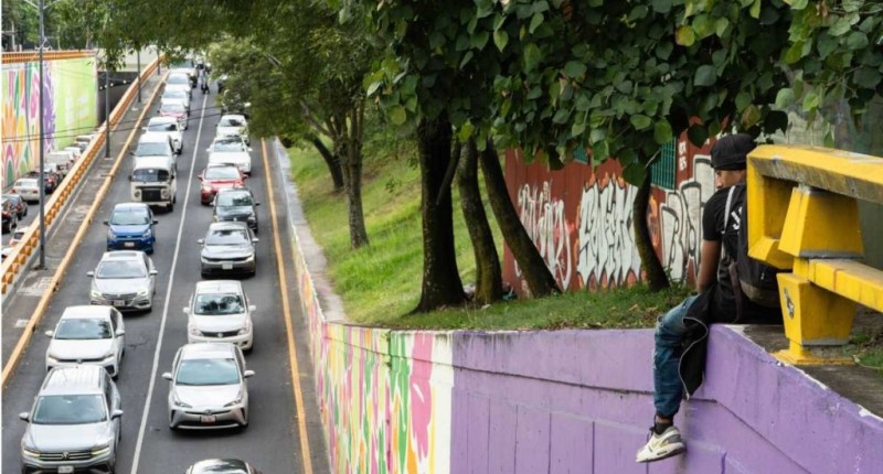TRÁFICO LE QUITA A CADA MEXICANO 111 HORAS Y LE CUESTA 5 MIL 645 PESOS AL AÑO, REVELA IMCO