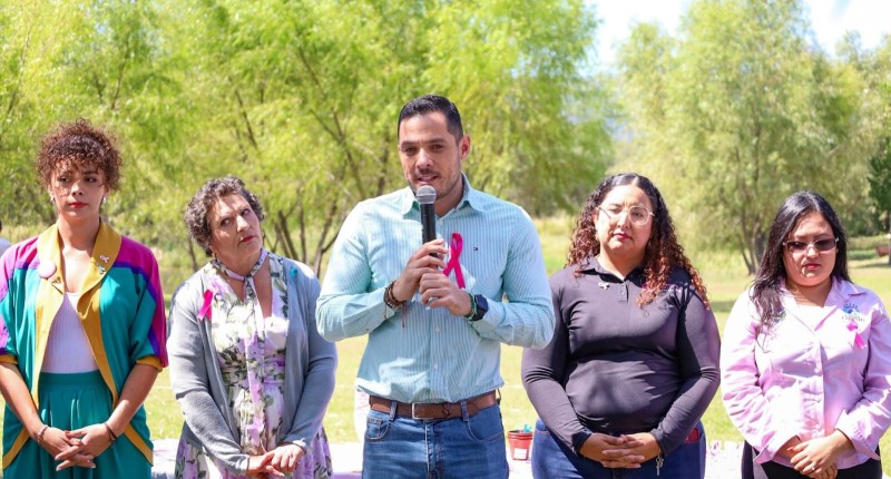 CALVILLO BRINDA APOYO EMOCIONAL A MUJERES ANTE EL CÁNCER DE MAMA